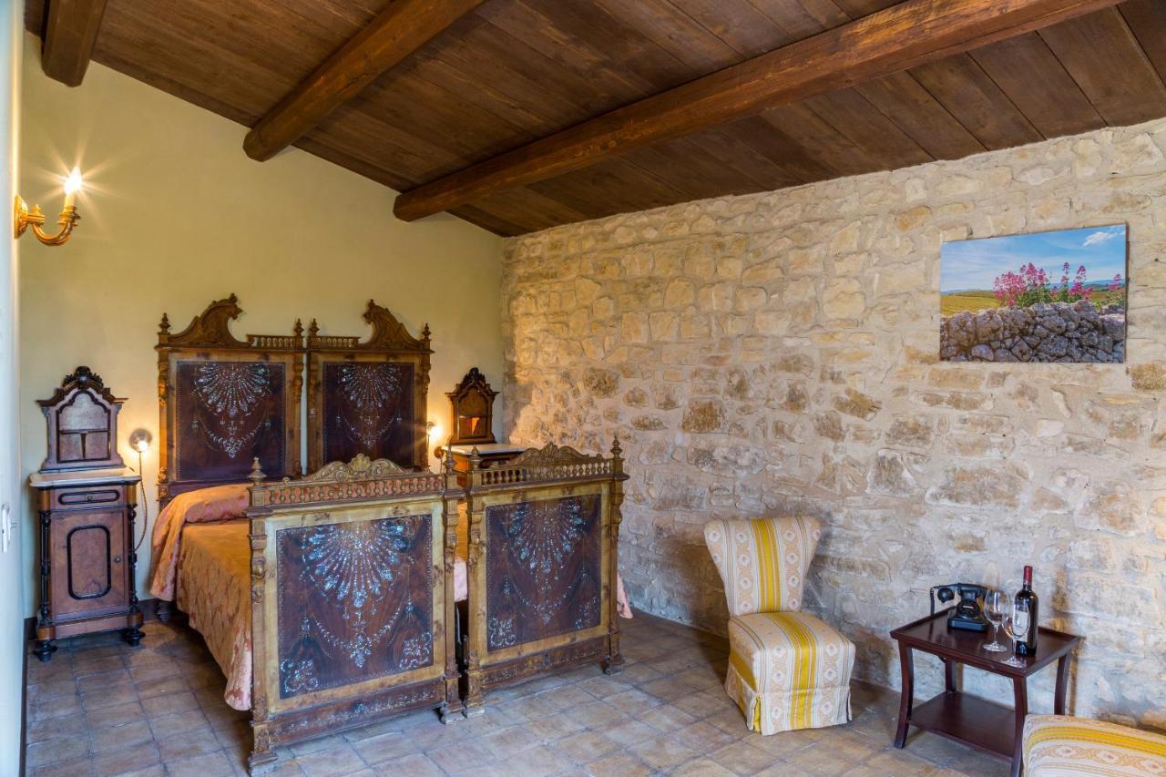 Hotel Masseria Fortificata Lo Zafferaneto *
